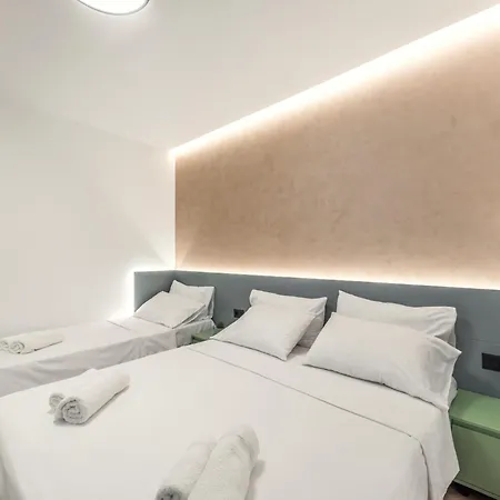 아파트 Tropical Palm Retreat Beachside *