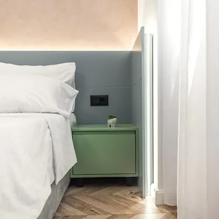 Tropical Palm Retreat Beachside 아파트 Durrës